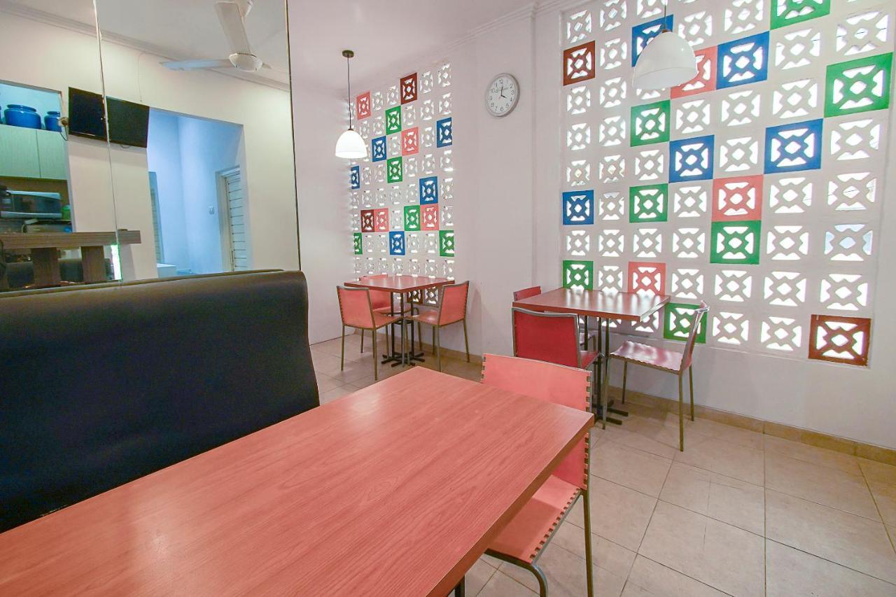 Urbanview Hotel Fiffa Kauman מאלאנג מראה חיצוני תמונה
