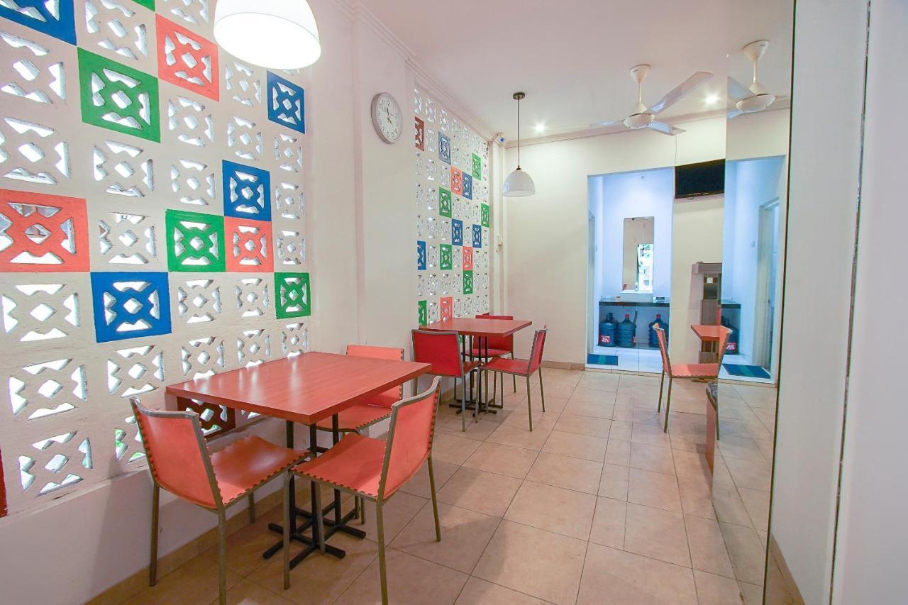 Urbanview Hotel Fiffa Kauman מאלאנג מראה חיצוני תמונה