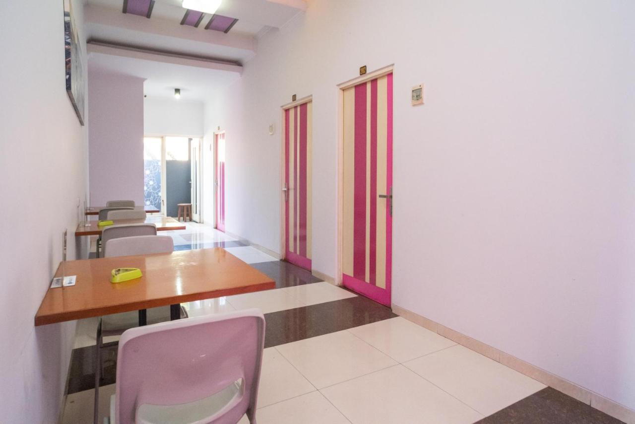 Urbanview Hotel Fiffa Kauman מאלאנג מראה חיצוני תמונה